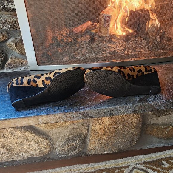 Stuart Weitzman Animal Print Ponyhair Wedge Pumps Size 8.5M - Picture 14 of 16